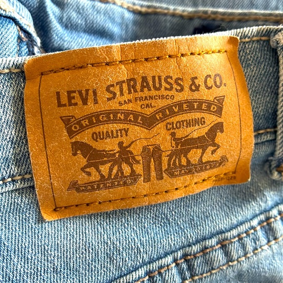 Levi's 720 High-Rise Super Skinny jeans & Levi's 511 Slim Fit jeans✨ - Picture 16 of 17